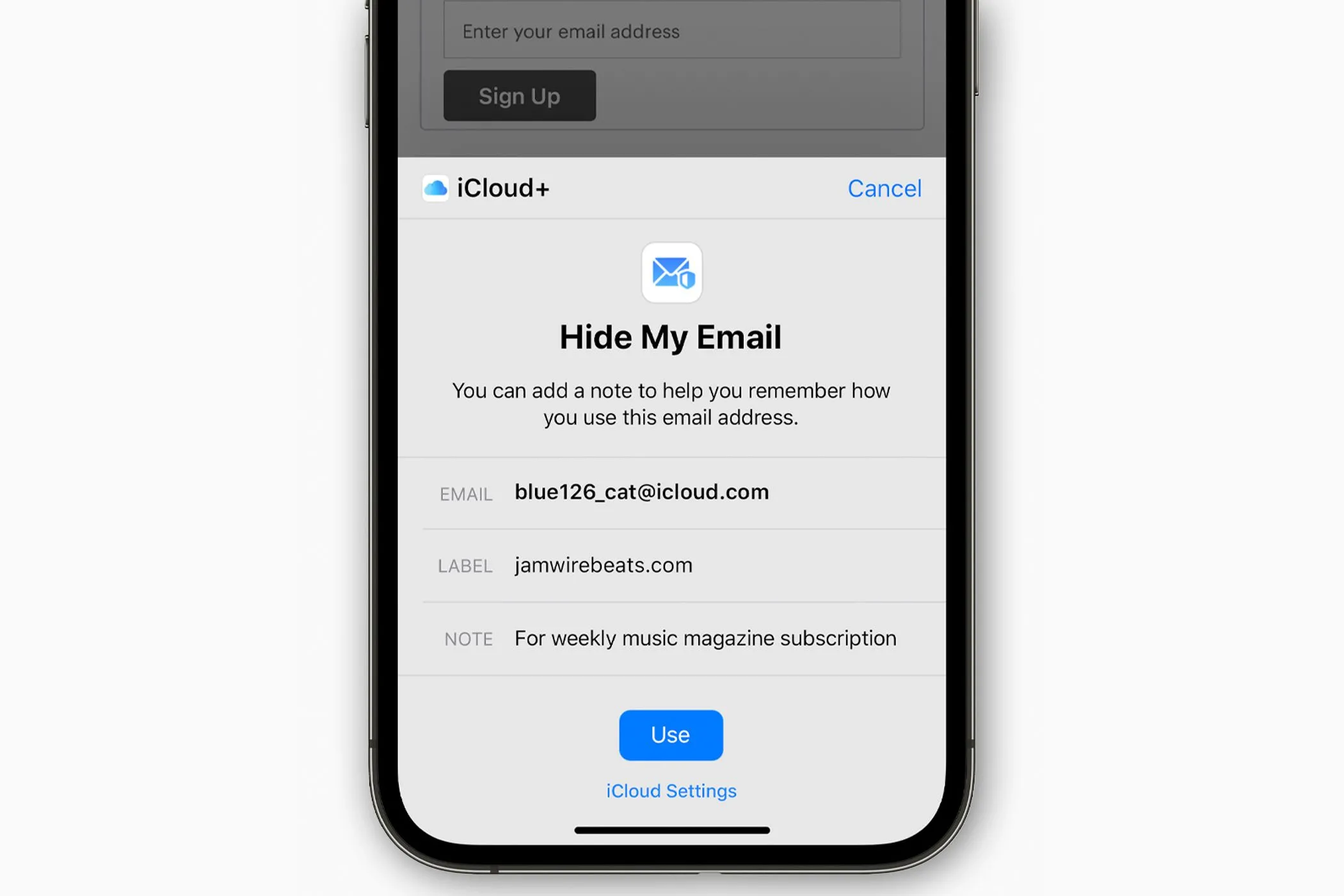 Giao diện tính năng Hide My Email trên iPhone, liên quan đến bảo vệ email và sự riêng tư trực tuyến
