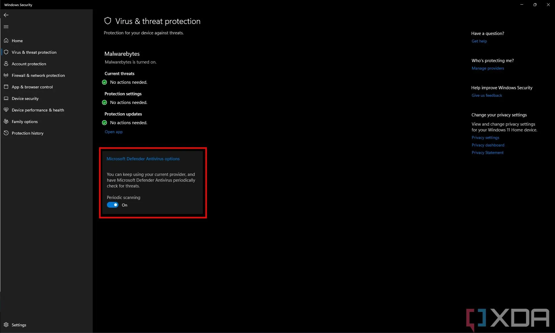 Ảnh chụp màn hình cài đặt bảo vệ khỏi virus và mối đe dọa của Microsoft Defender khi đã cài đặt một phần mềm diệt virus khác, cho thấy tùy chọn quét định kỳ đã được bật