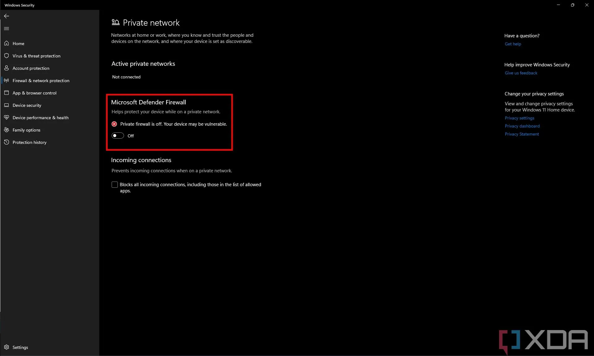 Ảnh chụp màn hình cài đặt Tường lửa Microsoft Defender cho mạng riêng tư, cho thấy tường lửa đã bị vô hiệu hóa