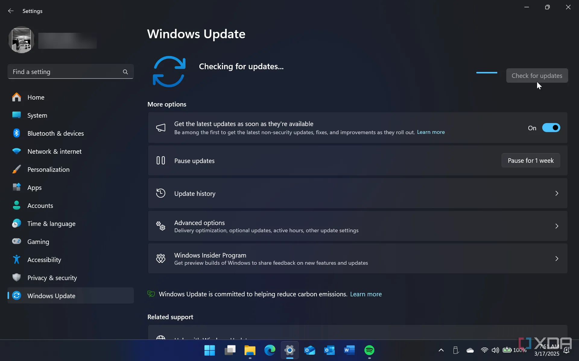 Màn hình cài đặt Windows 11 hiển thị phần Windows Update, nơi người dùng quản lý các bản cập nhật hệ điều hành.