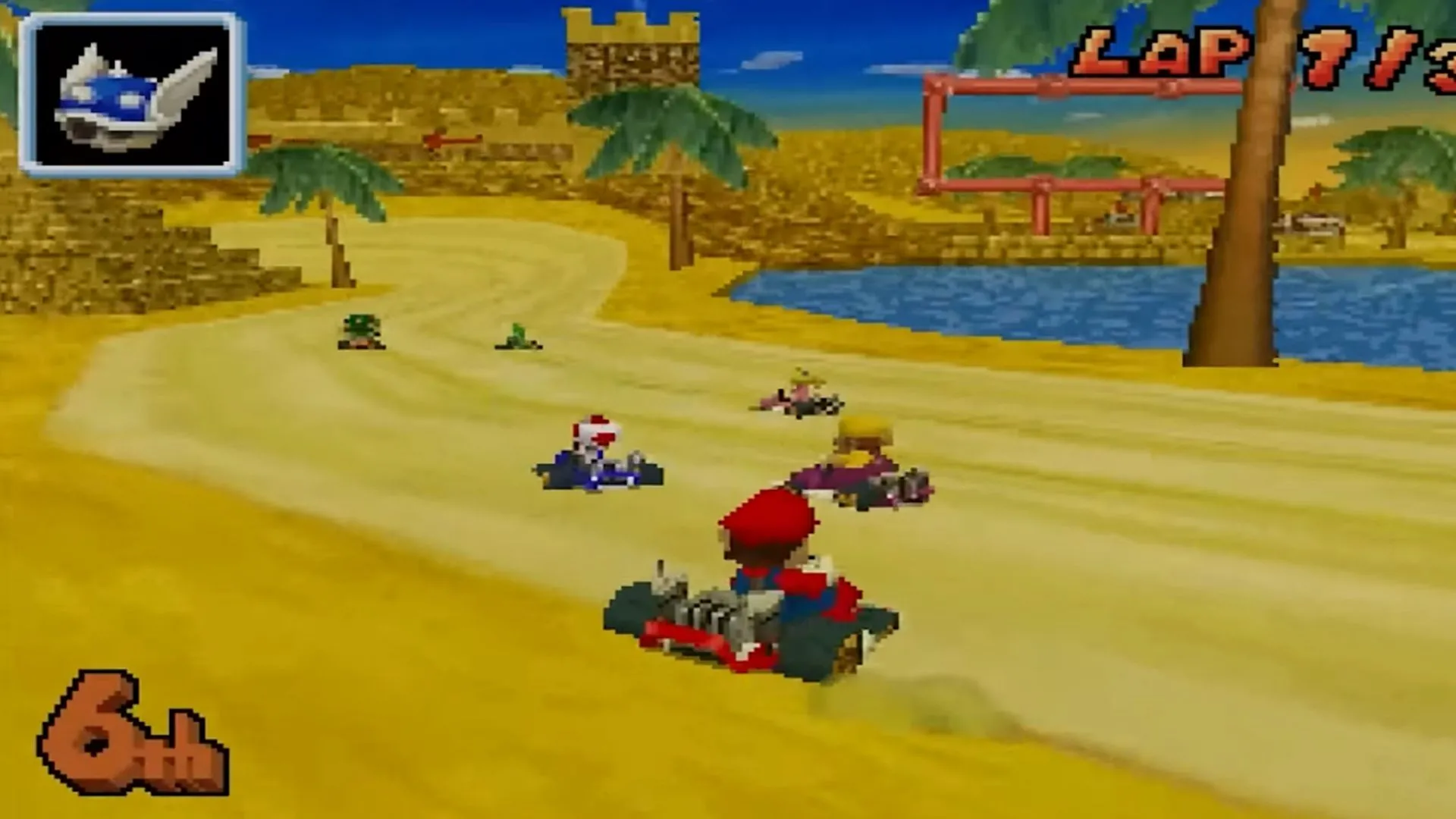 Mario trên đường đua với Vỏ Xanh trong Mario Kart DS