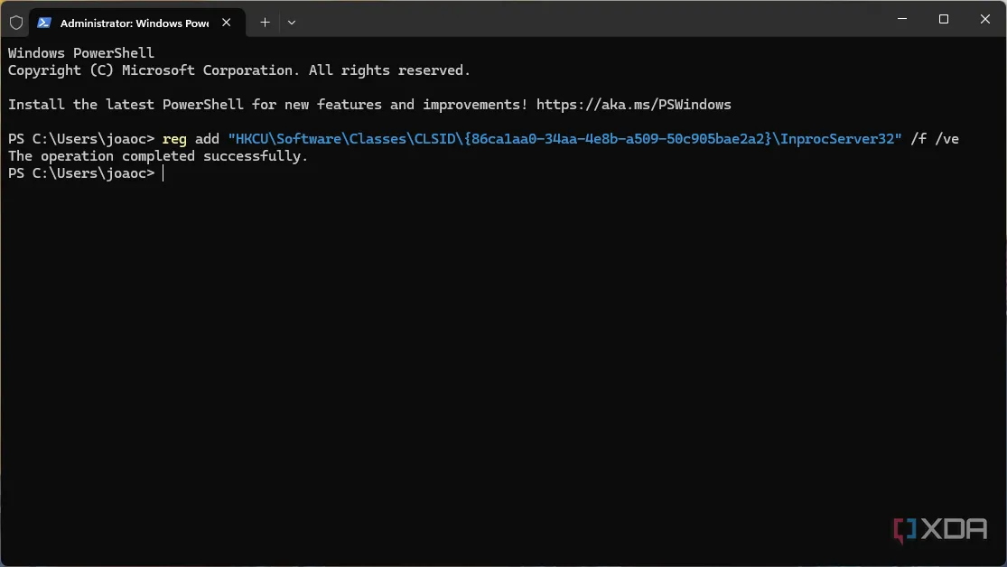 Thông báo xác nhận từ Windows Terminal sau khi thực hiện lệnh Registry