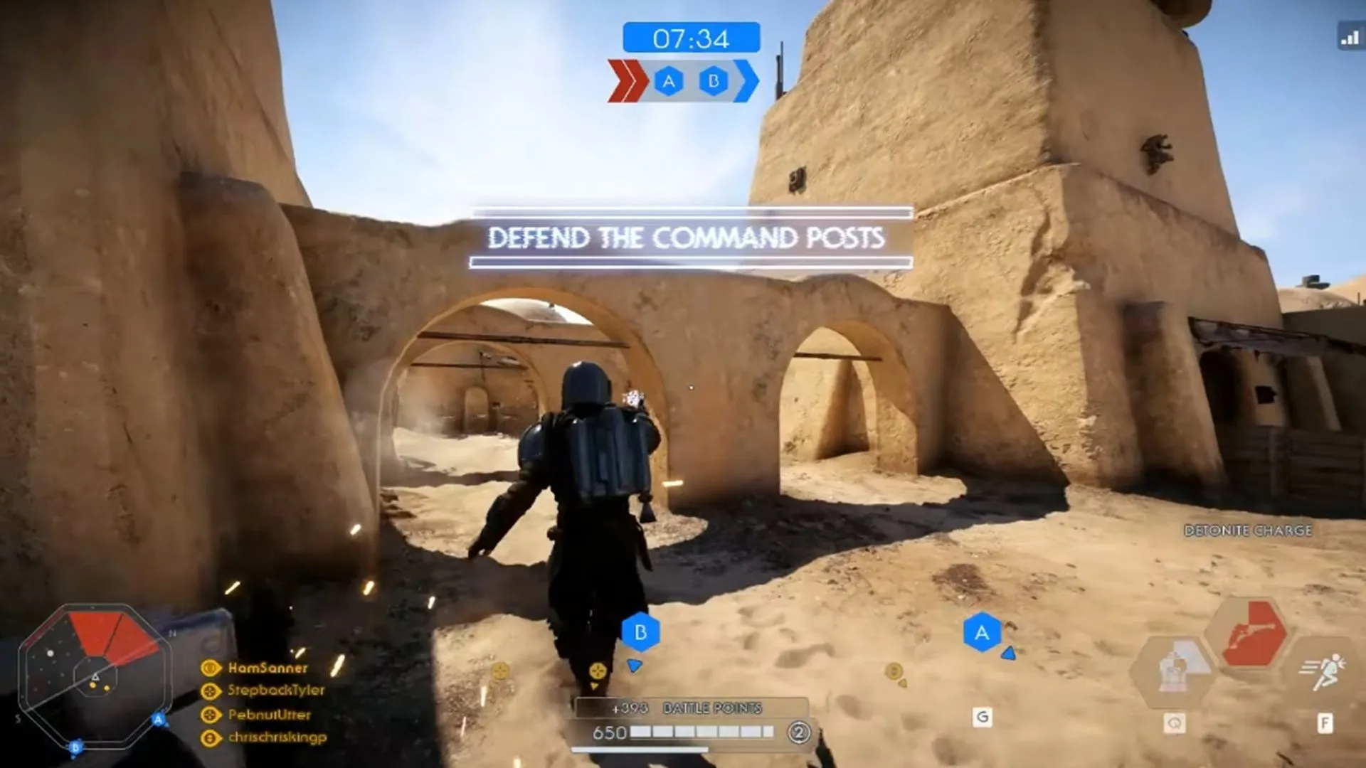 Ảnh chụp màn hình Star Wars Battlefront 2 với mod nhân vật The Mandalorian, thể hiện sức sáng tạo của cộng đồng modding và tiềm năng hỗ trợ mod chính thức.