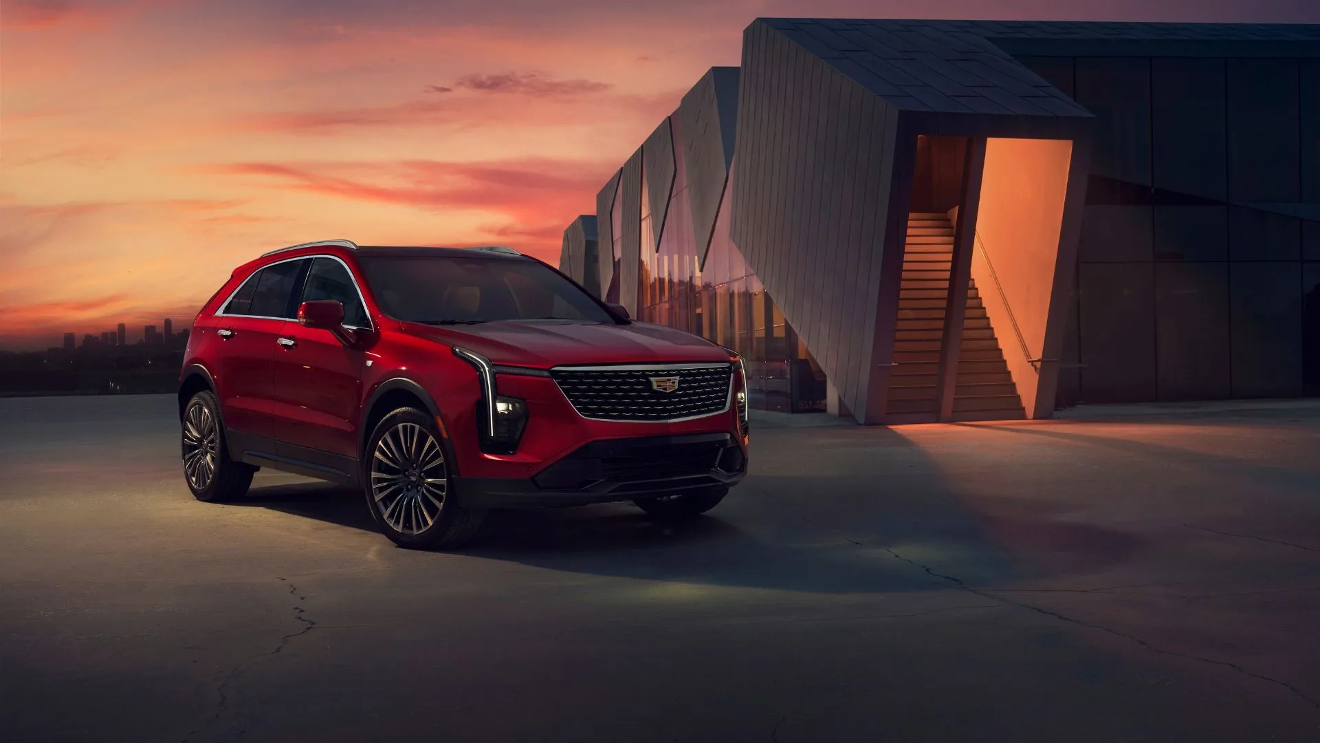 Cadillac XT4 Premium Luxury AWD 2025 màu đỏ, thiết kế năng động, tiện nghi cao cấp và công nghệ hiện đại