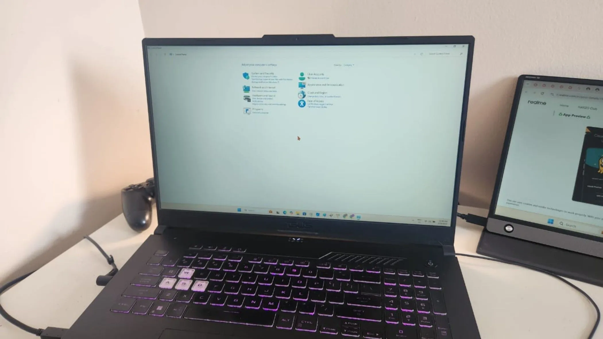 Cài đặt lặp lại bàn phím di chuyển từ Control Panel sang Settings trên Windows 11
