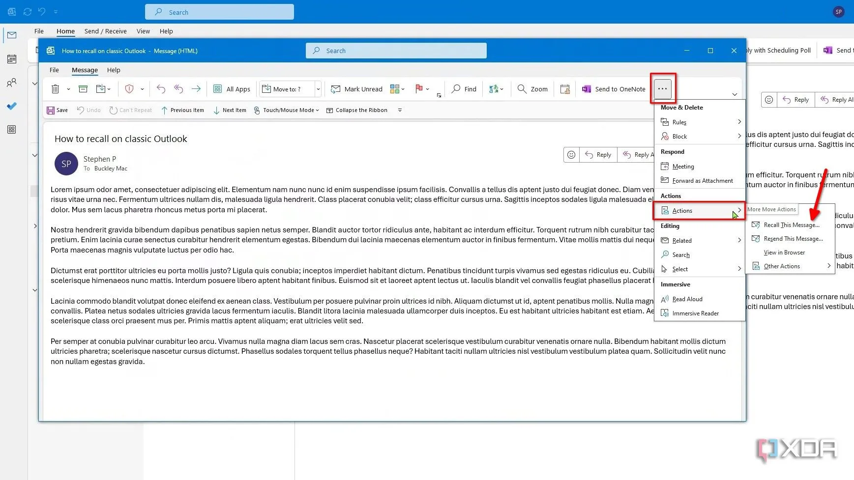 Giao diện Classic Outlook với Simple Ribbon, menu ba chấm được mở ra, sau đó là &quot;Actions&quot; và &quot;Recall This Message...&quot; để bắt đầu thu hồi email.