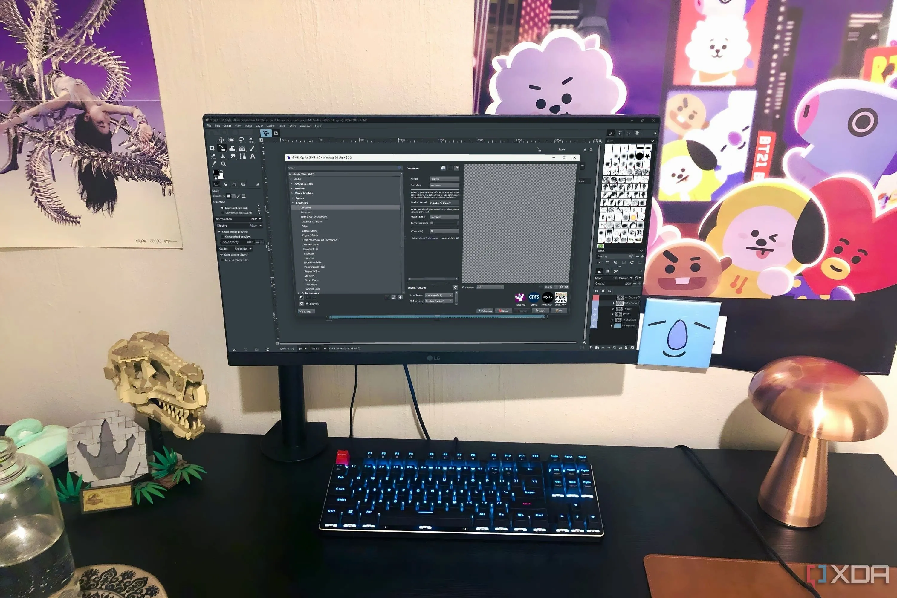 Image default