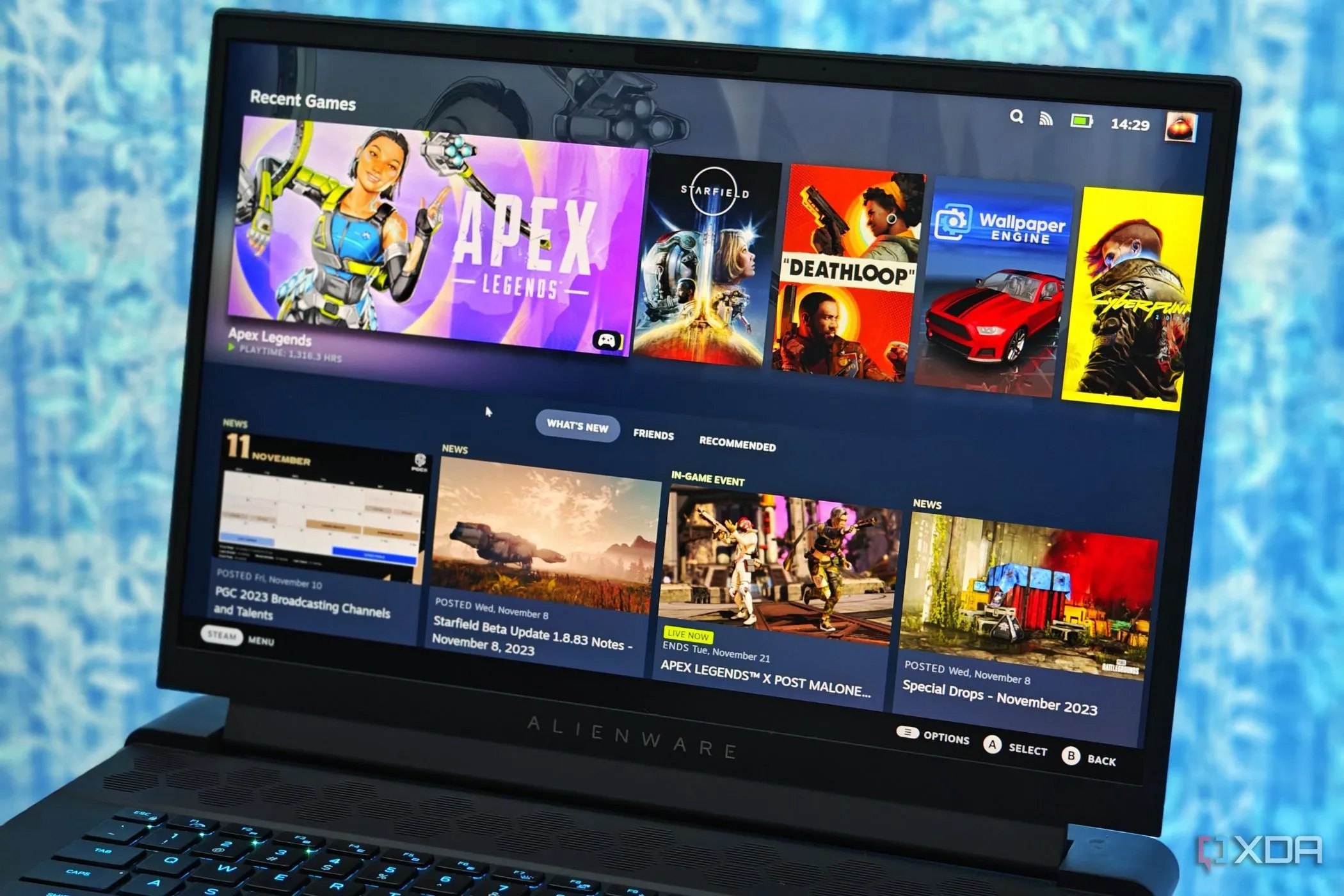 Giao diện Steam Big Picture Mode hiển thị trên laptop gaming Alienware, minh họa trải nghiệm chơi game tối ưu và tính năng overlay.