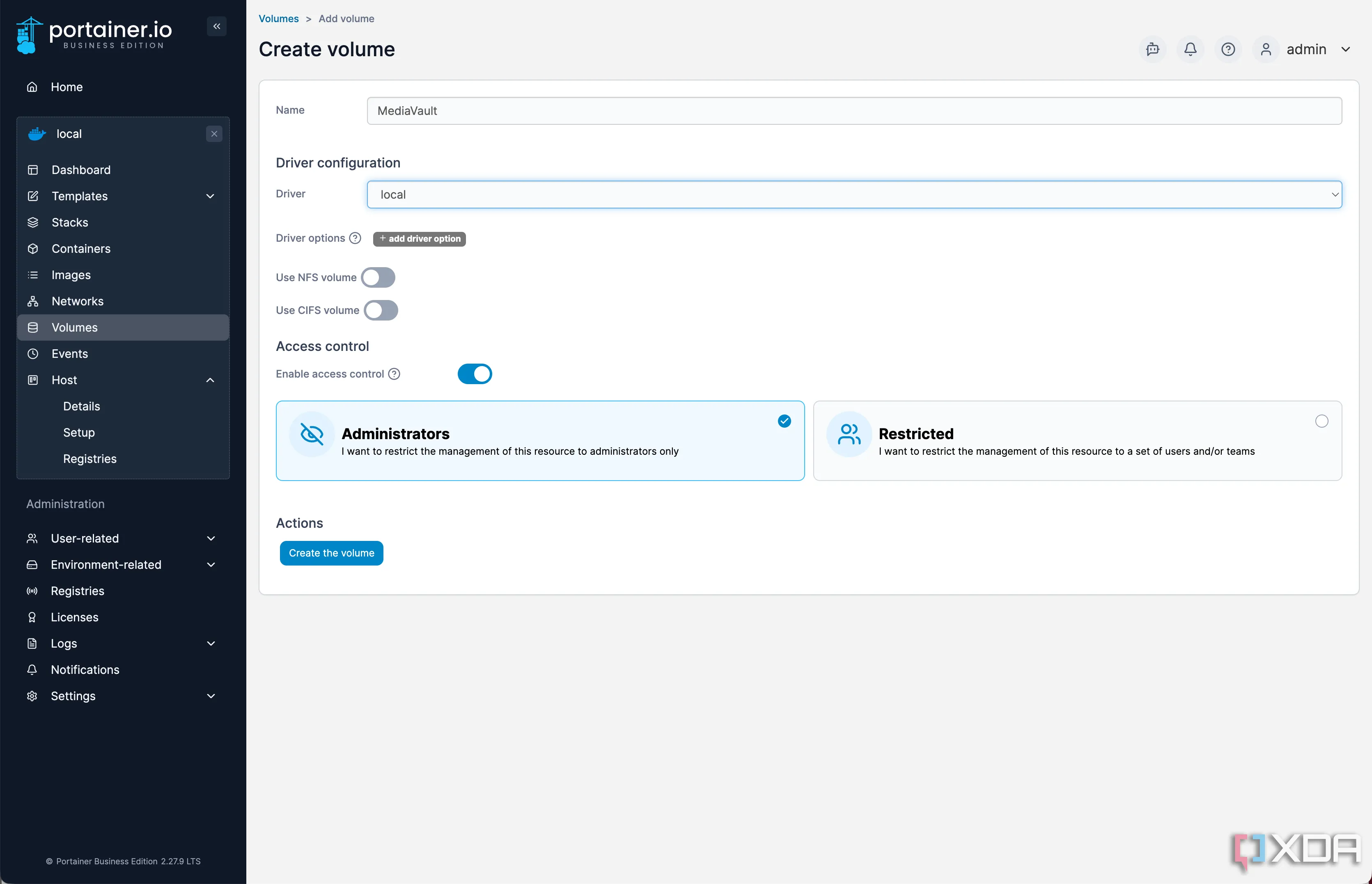 Giao diện tạo mới Docker volume trong Portainer, cho phép người dùng cấu hình lưu trữ bền vững cho các ứng dụng container.