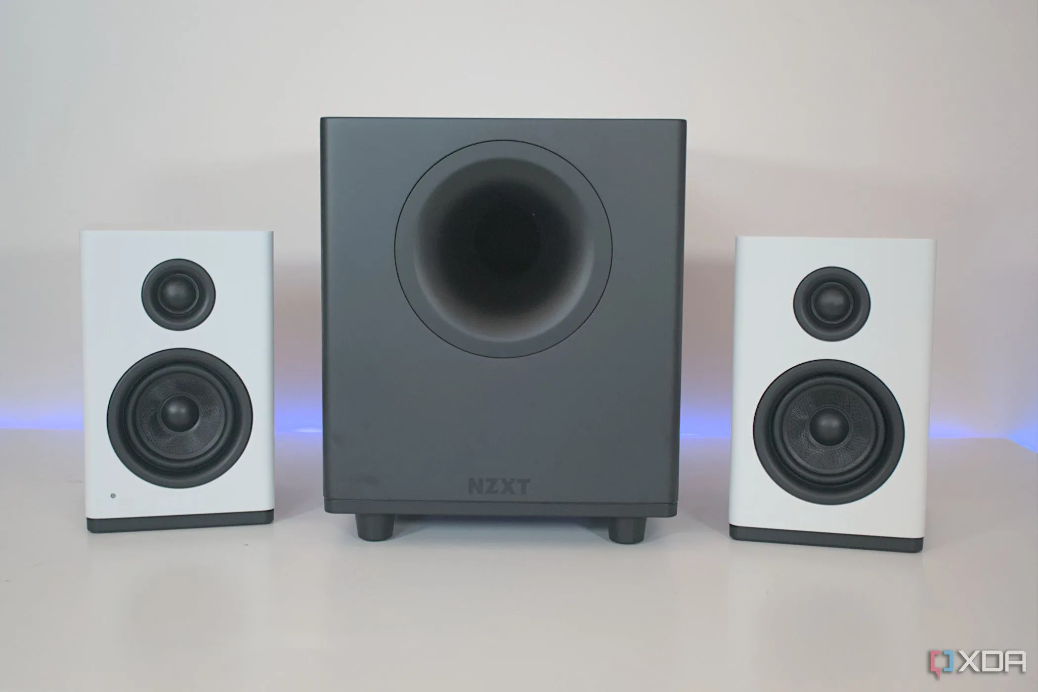Hệ thống loa và loa siêu trầm NZXT Relay, mang đến trải nghiệm âm thanh PC sống động và chất lượng cao
