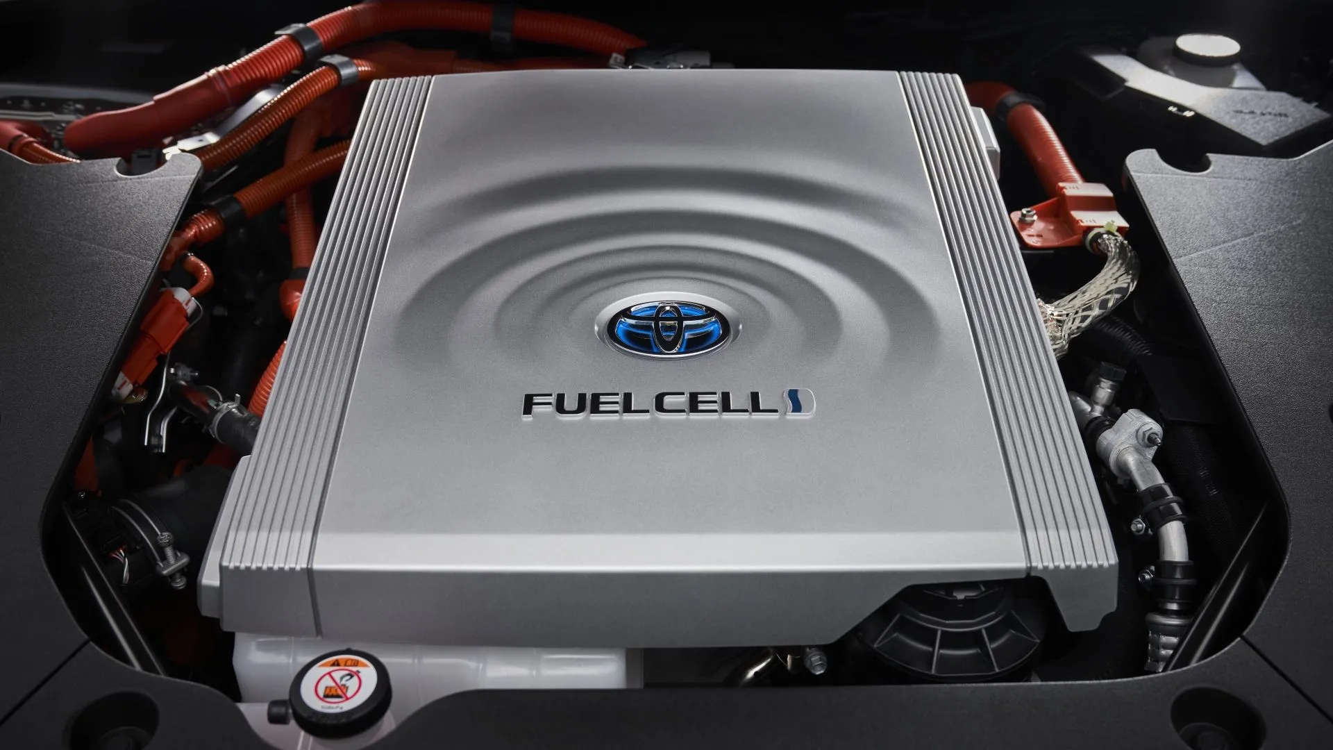 Hệ thống pin nhiên liệu hydro trên Toyota Mirai 2023, trái tim công nghệ của xe hydro.