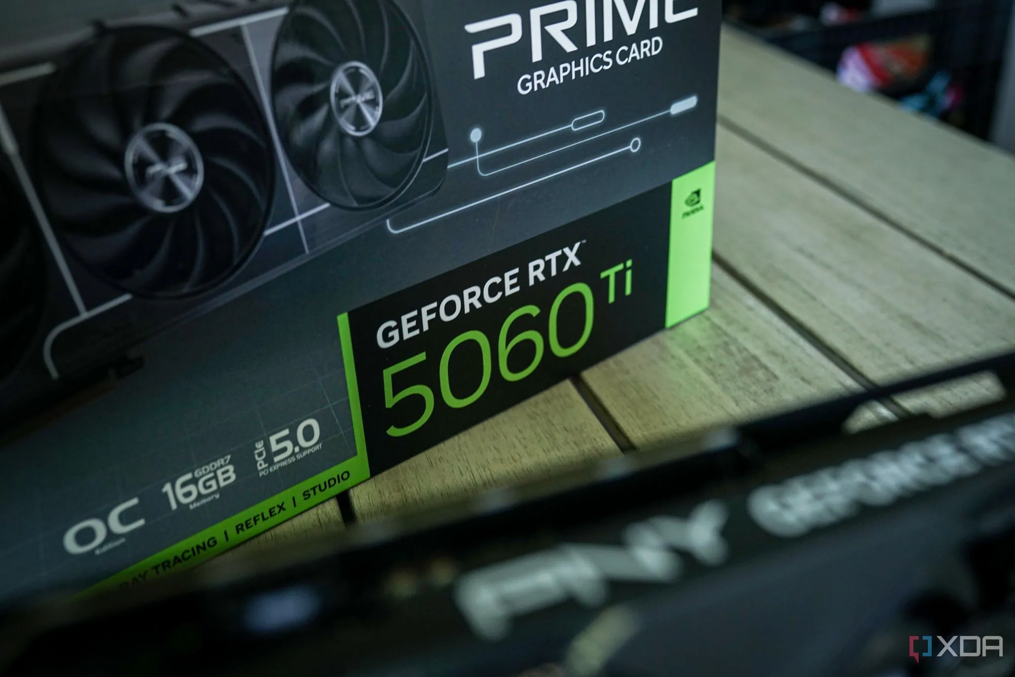 Hộp card đồ họa Nvidia RTX 5060 Ti