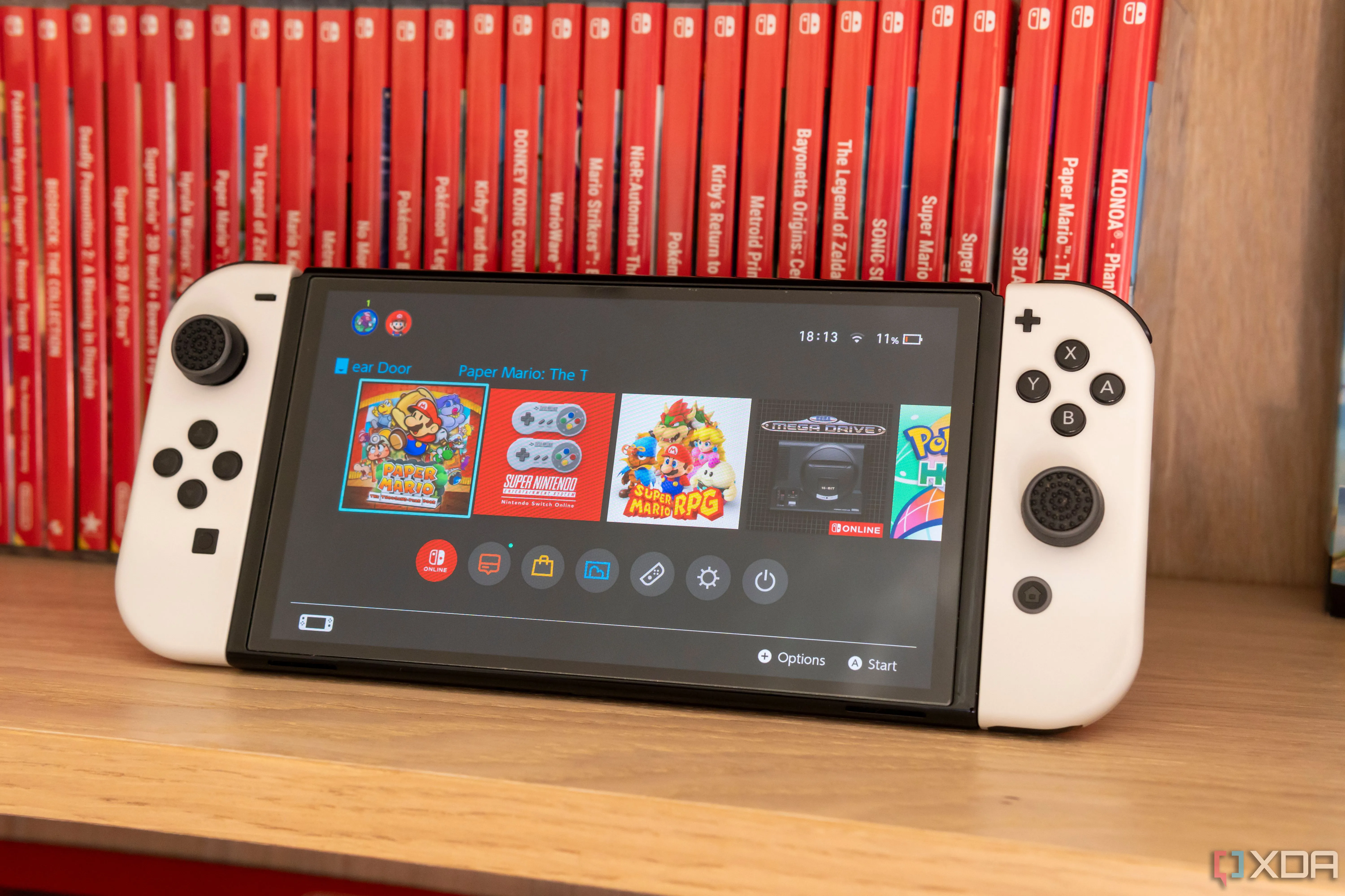 Logo Nintendo Switch với biểu tượng Joy-Cons và dấu hỏi