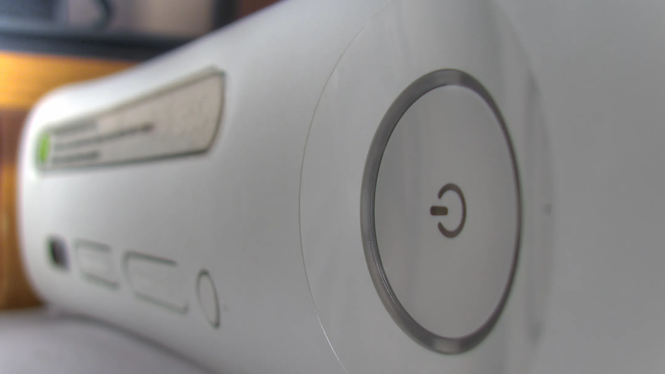Máy chơi game Xbox 360 đời đầu, trung tâm của cuộc chiến bảo mật console