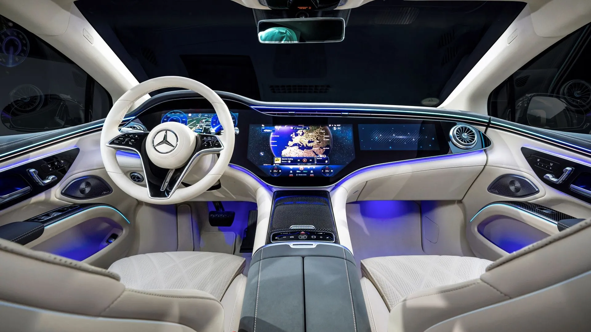 Nội thất Mercedes-Benz EQS 2025 nổi bật với Hyperscreen 56 inch