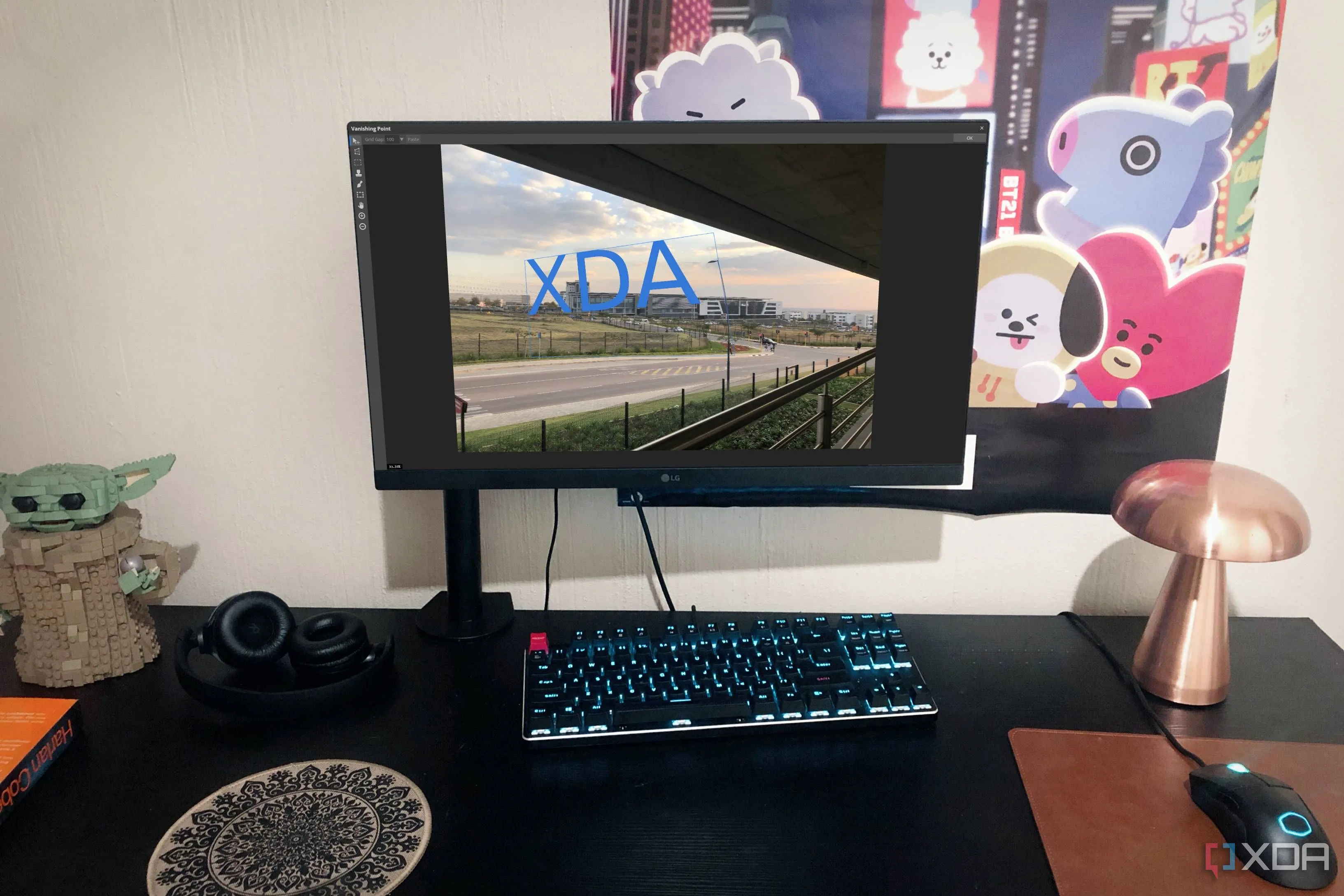 Photopea hoạt động trên desktop, mở file PSD dễ dàng và giữ nguyên các chi tiết.