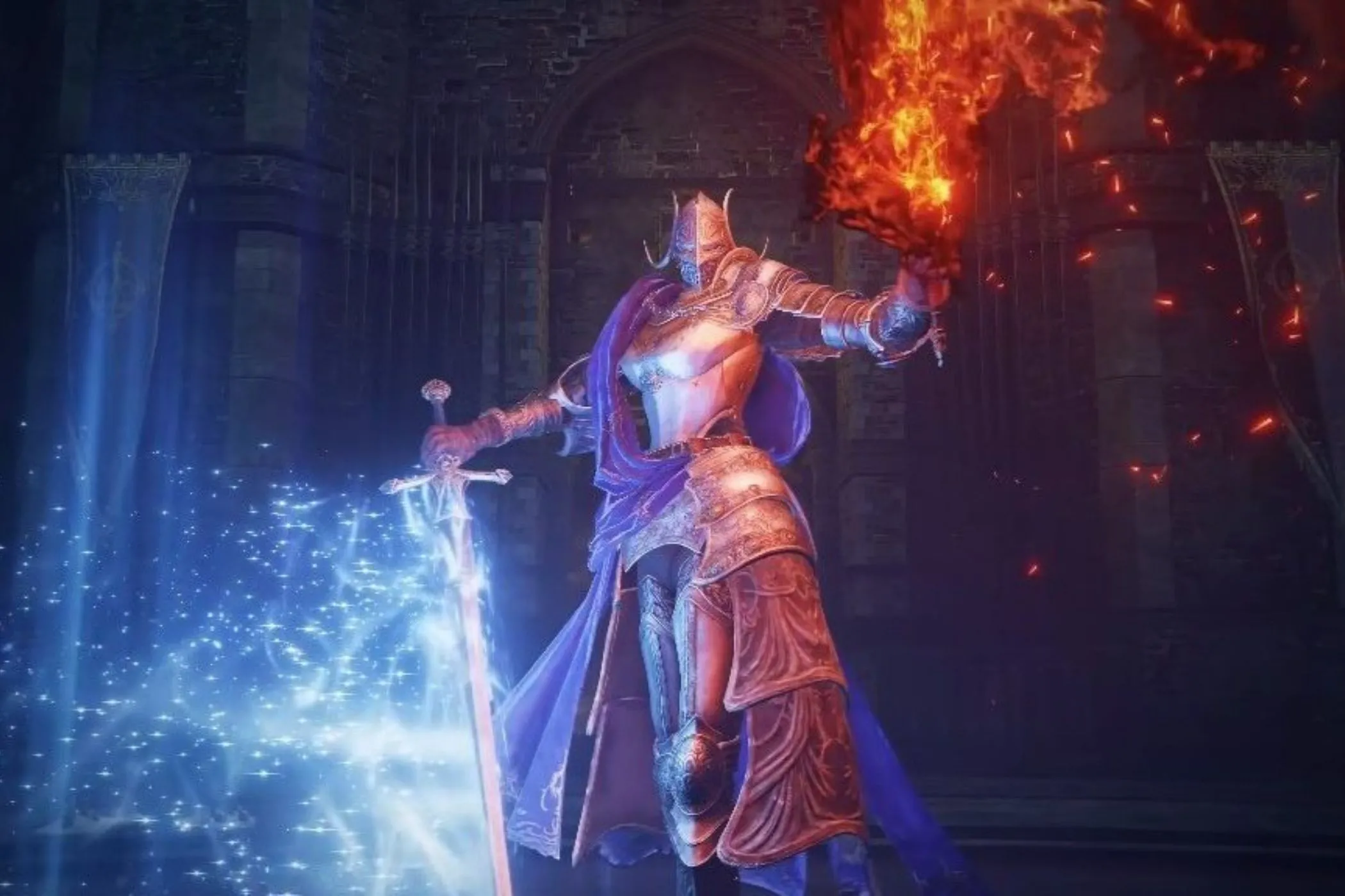 Rellana, Twin Moon Knight trong Elden Ring DLC Shadow of the Erdtree sử dụng kiếm lửa và phép thuật, phô diễn sức mạnh và vẻ đẹp trong trận chiến.
