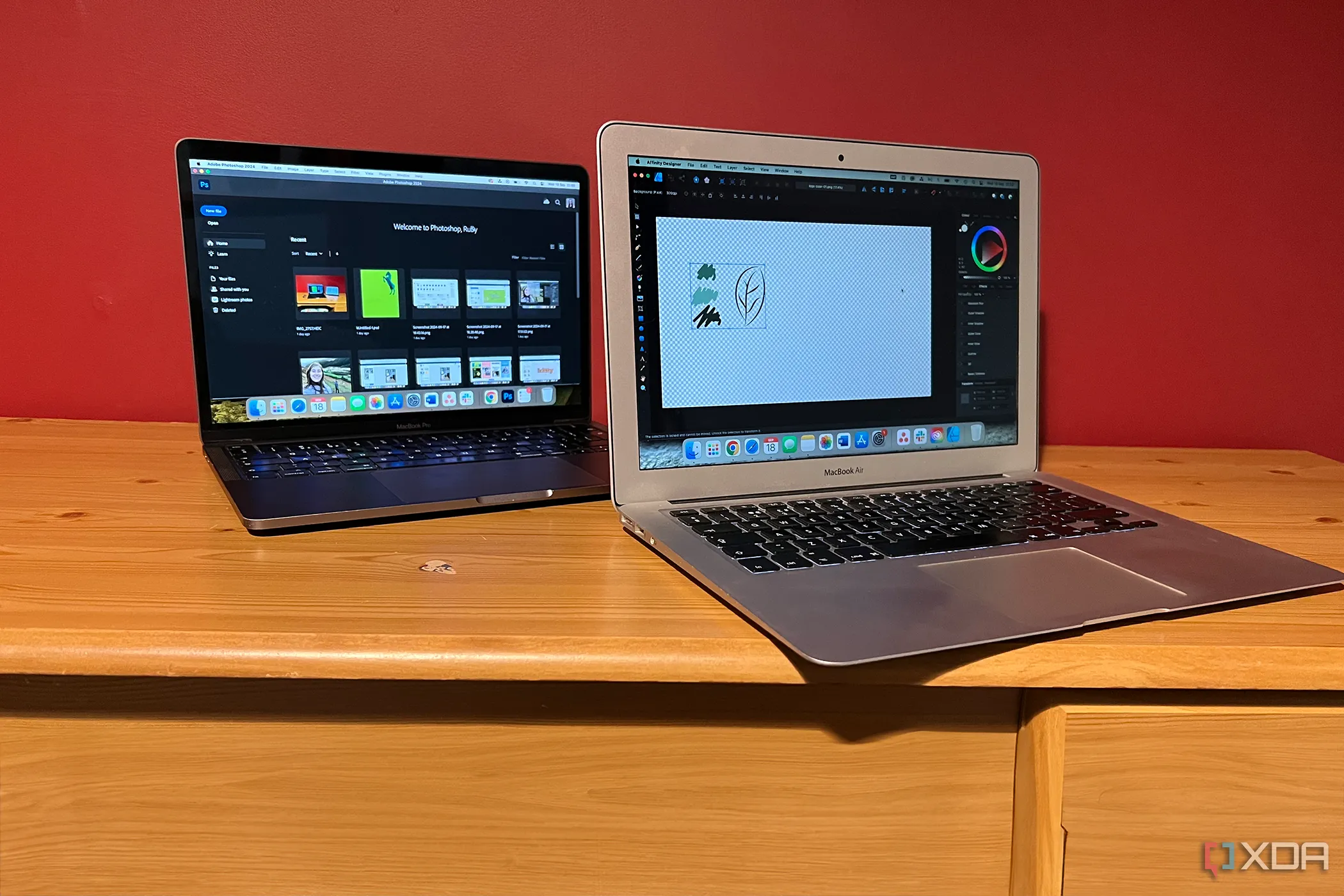 So sánh Photoshop trên MacBook Pro và Affinity Designer trên MacBook Air