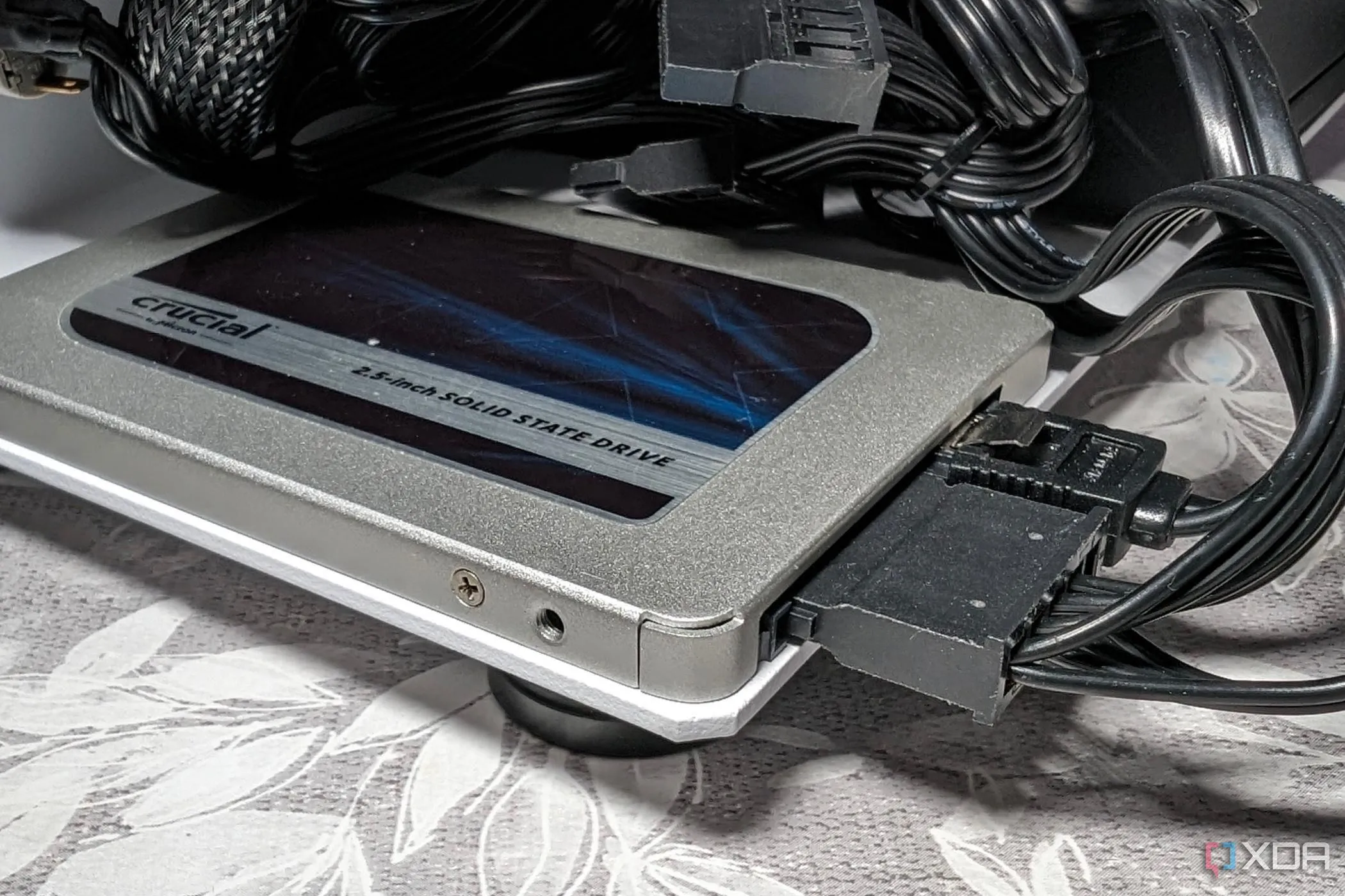 SSD SATA Crucial BX500 giá rẻ, giải pháp lưu trữ nhanh cho PC phổ thông