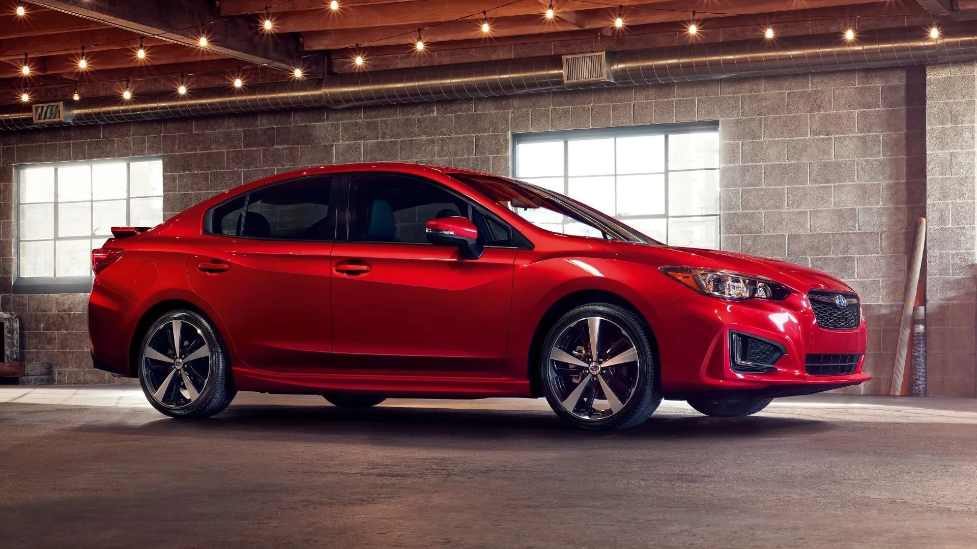 Subaru Impreza 2023 màu xanh, phiên bản số sàn với hệ dẫn động AWD linh hoạt và cảm giác lái cân bằng