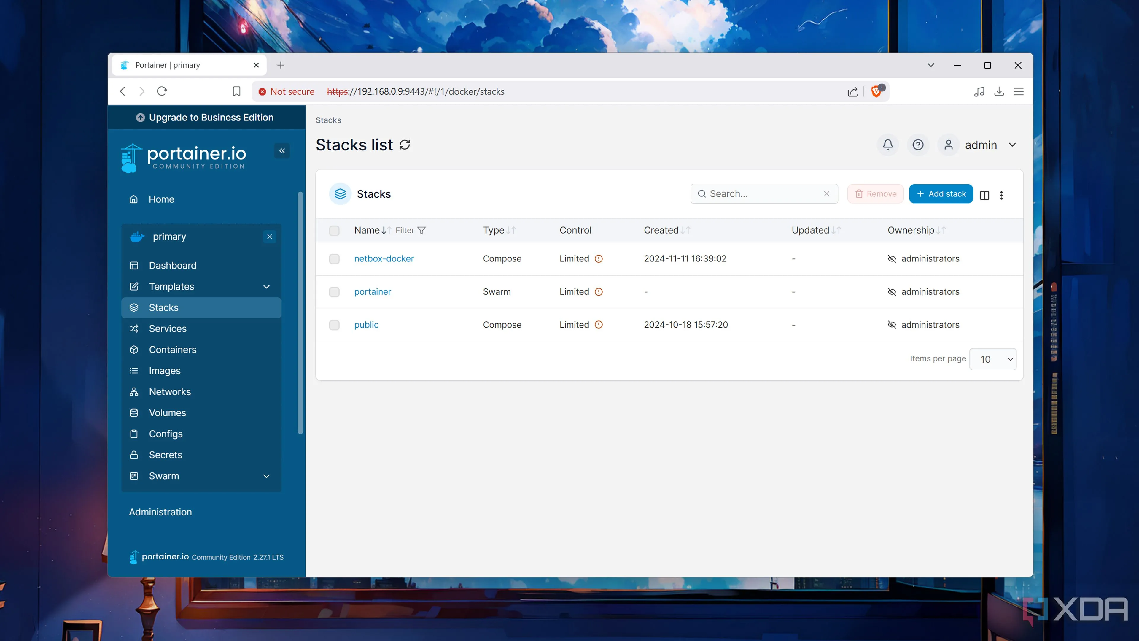 Tab Stacks trong Portainer hiển thị danh sách các ứng dụng đã triển khai trên cụm Docker Swarm