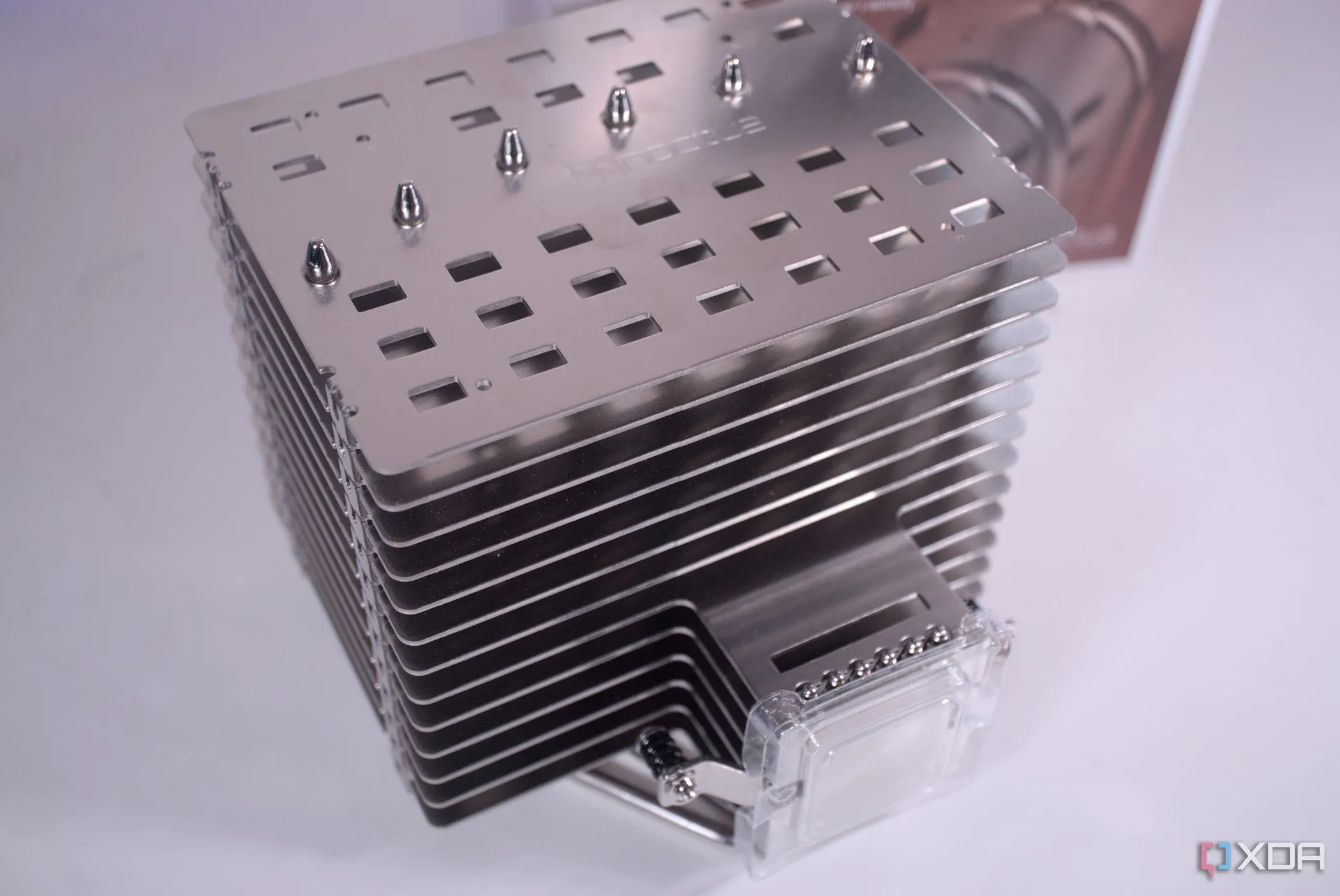 Tản nhiệt khí lớn Noctua NH-P1 chuyên dụng cho hệ thống làm mát thụ động