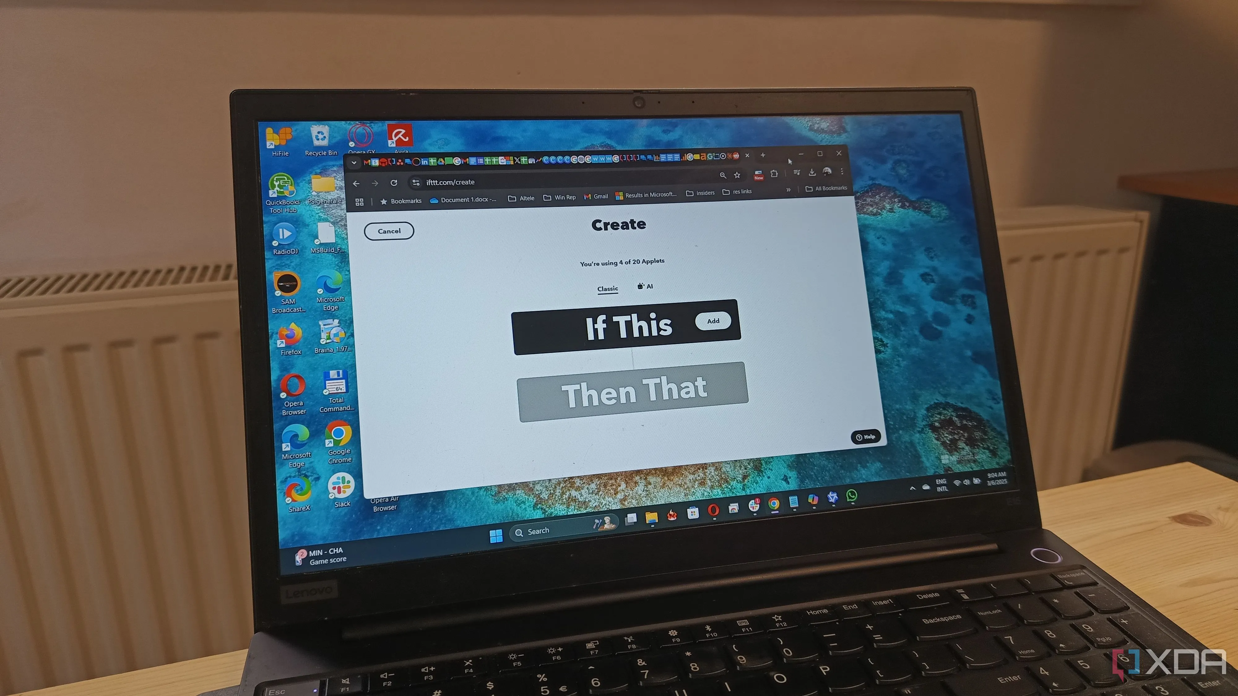 Tạo tự động hóa IFTTT trên màn hình laptop