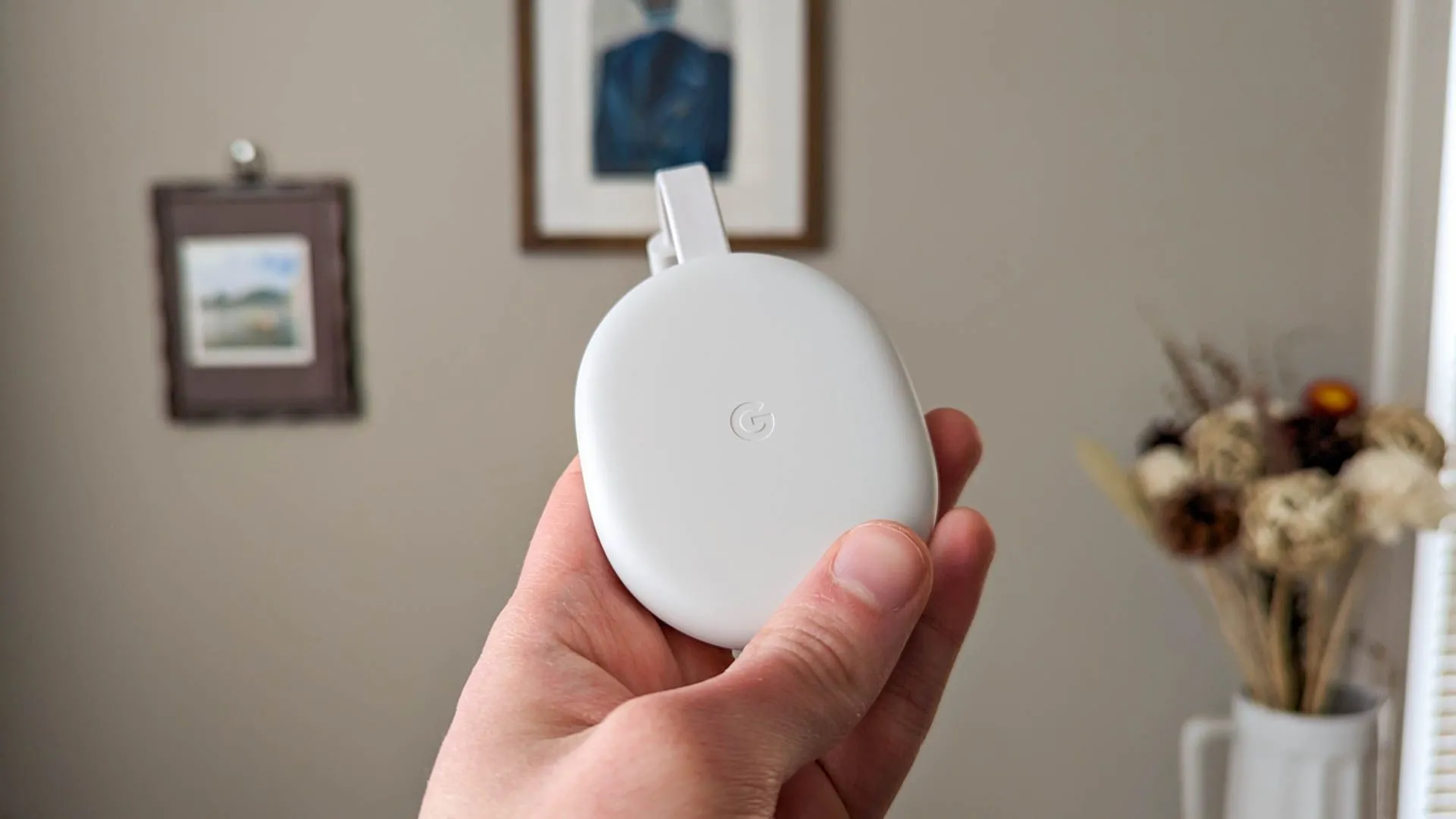 Thiết bị Chromecast Google TV, biểu tượng của dòng sản phẩm streaming bị khai tử.