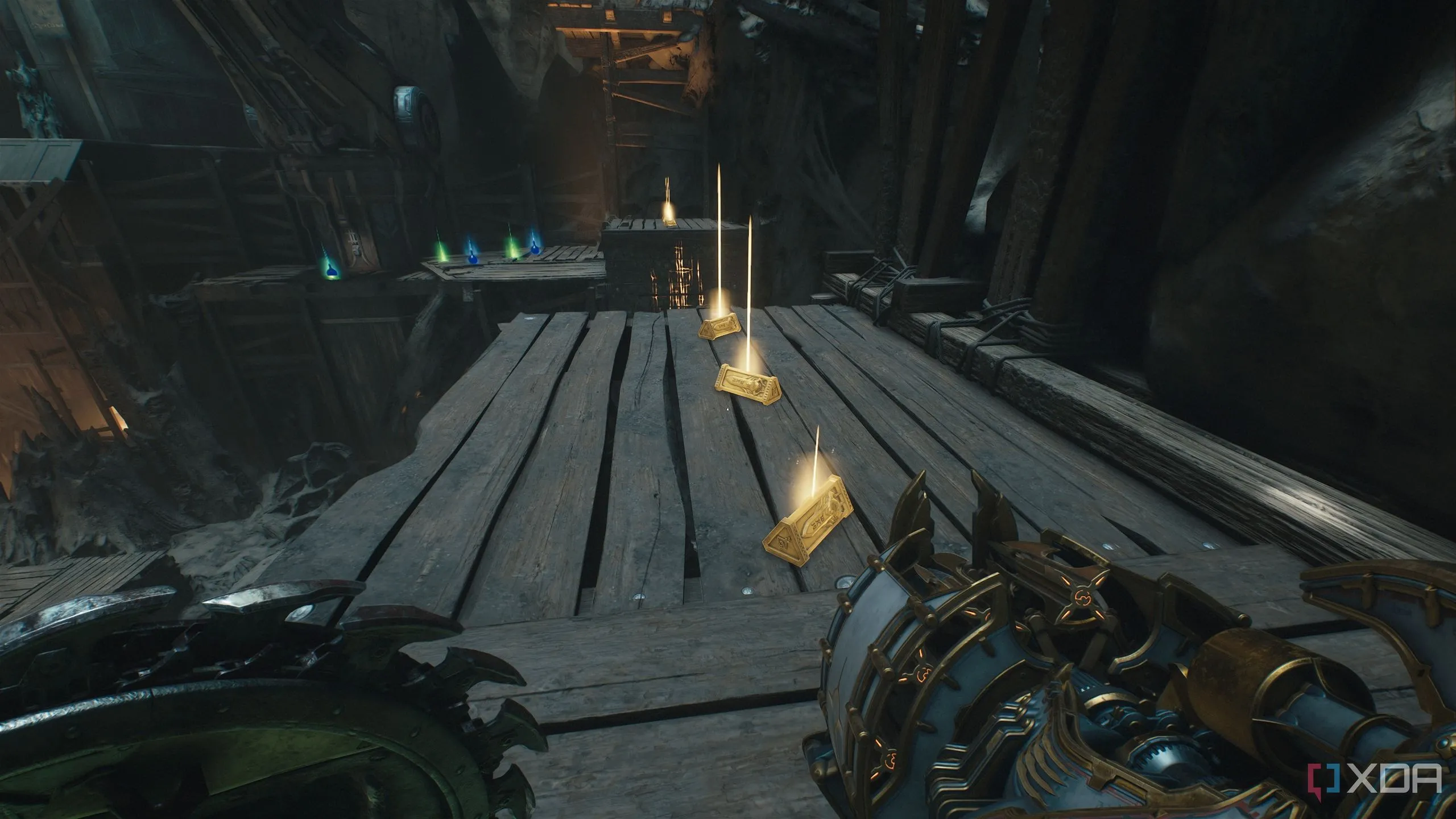 Vệt thanh vàng trên bệ gỗ trong Khu vực bí mật 3 của Ancestral Forge